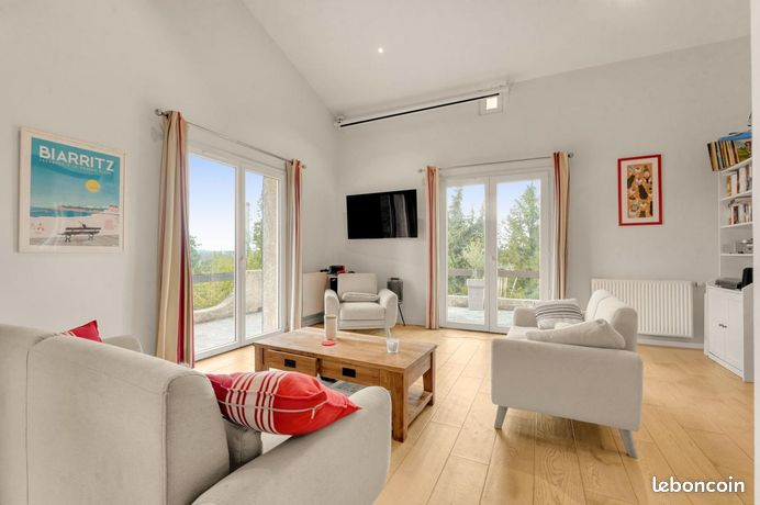 Maison 6 pièces 146 m²