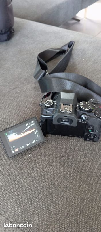 Appareil photo - Lumix DMC G80 (image 2)