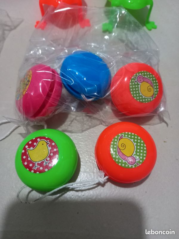Jouets pour fête d'anniversaire neufs (image 3)