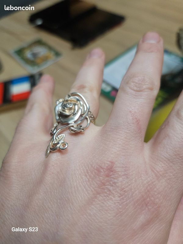 Ancienne bague en argent massif et zircons, vintage