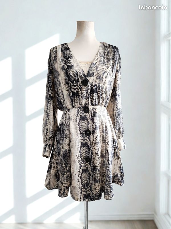 Robe Pull Manches Longues Grise Et Blanche Esmara - Taille L - Occasion Très Bon état