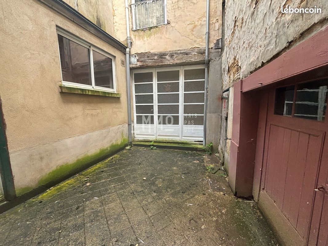 Immeuble 150 m² Saint-Calais (image 23)
