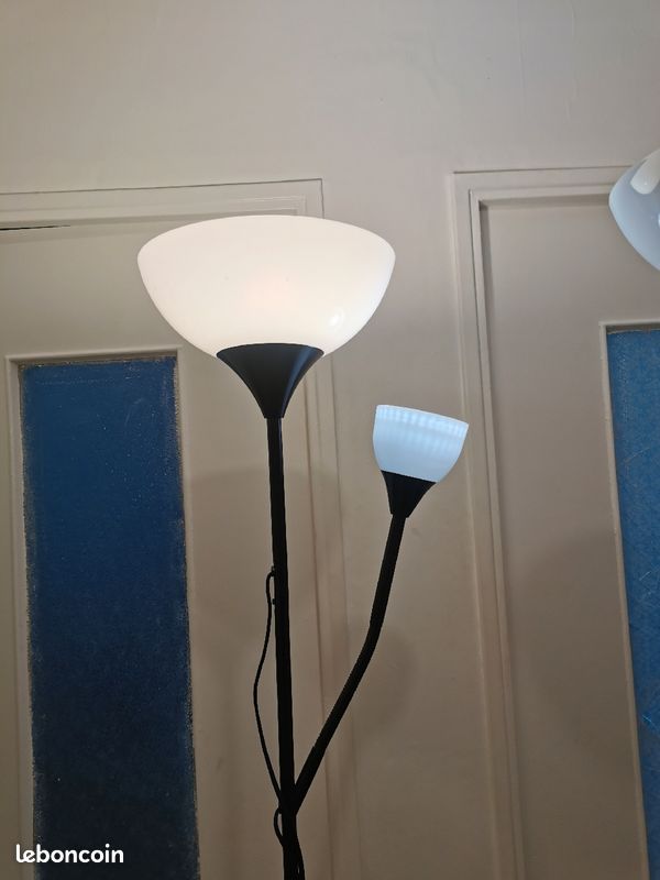 Lampadaire et liseuse ikea (image 1)