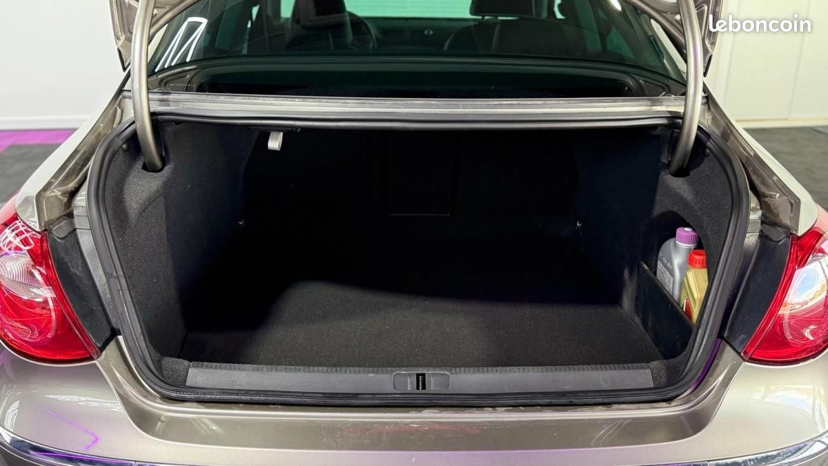 Volkswagen Passat C.CONFOR Basis / GPS RADARS AV AR SIEGES ELECTRIQUES (image 31)