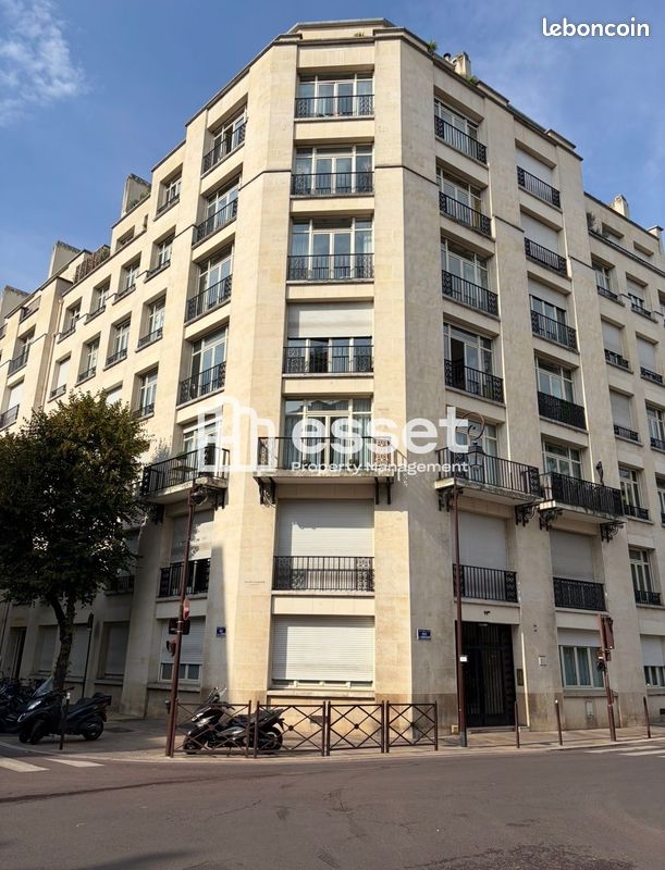 Appartement 2 pièces 61 m² · à Neuilly-sur-Seine · 61 m² · 2 349 €/mois