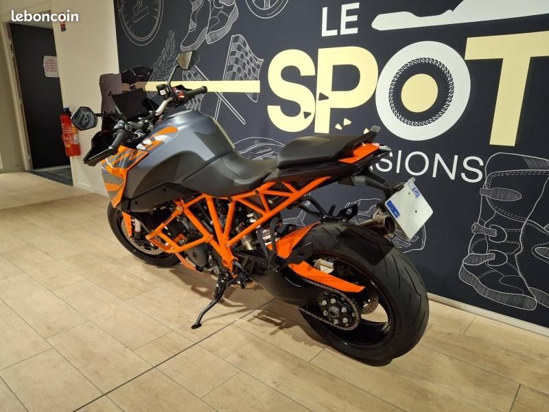 Ktm Super Duke Super Duke 1290 GT 2024 (image 3)