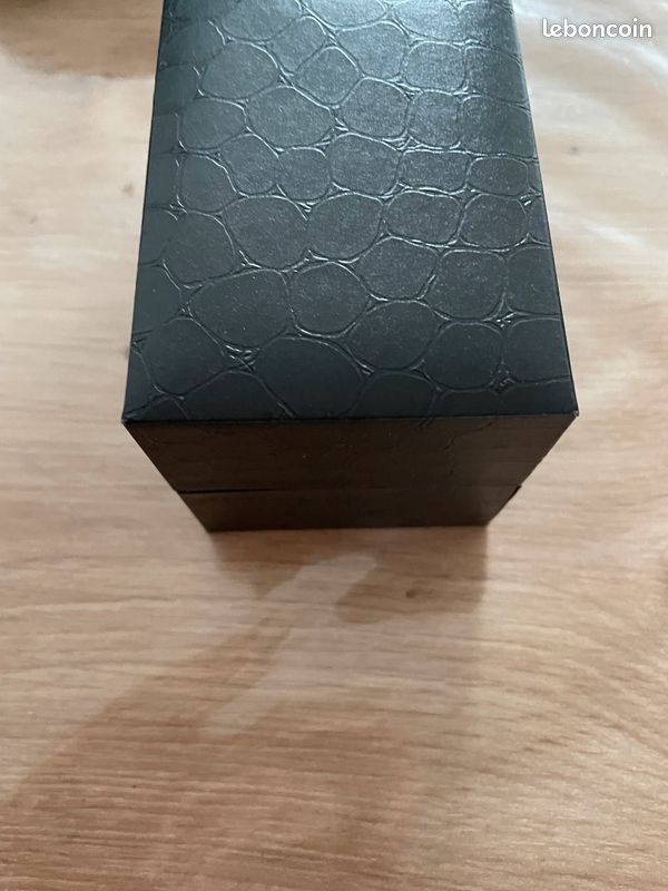 Montre homme (image 2)