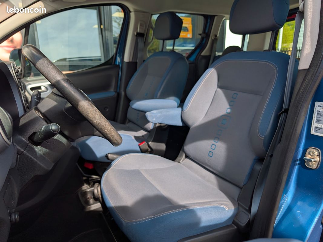 CITROEN BERLINGO MULTISPACE 1.6L 90CH / TRANSPORT PMR / TPMR / 4 PLACES + 1 FAUTEUIl (image 12)
