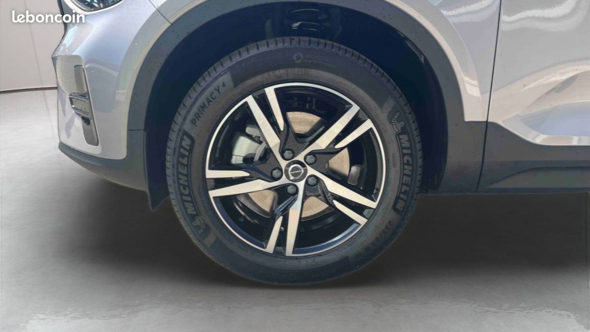 VOLVO XC40 B3 163 ch DCT7 Plus (image 13)