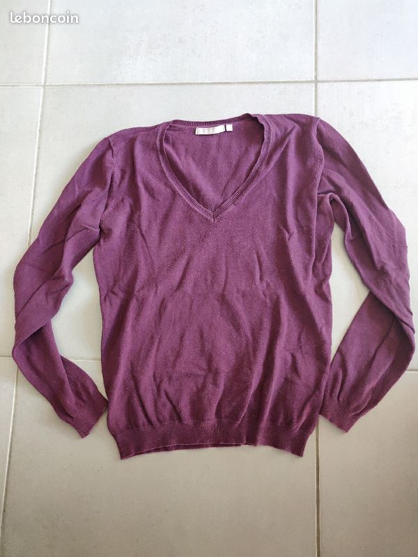T-shirt manches longues col V 3 ans taille 38 (image 1)