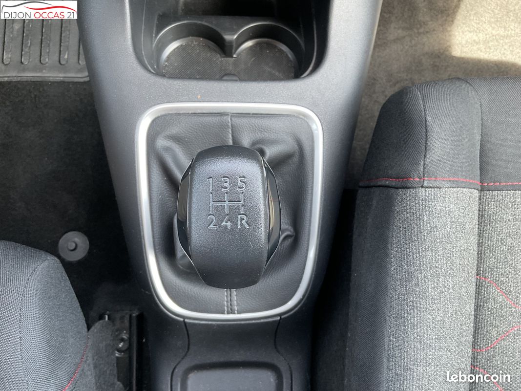 CITROEN C3 C3 BlueHDi 100 SS BVM6 Graphic (image 36)