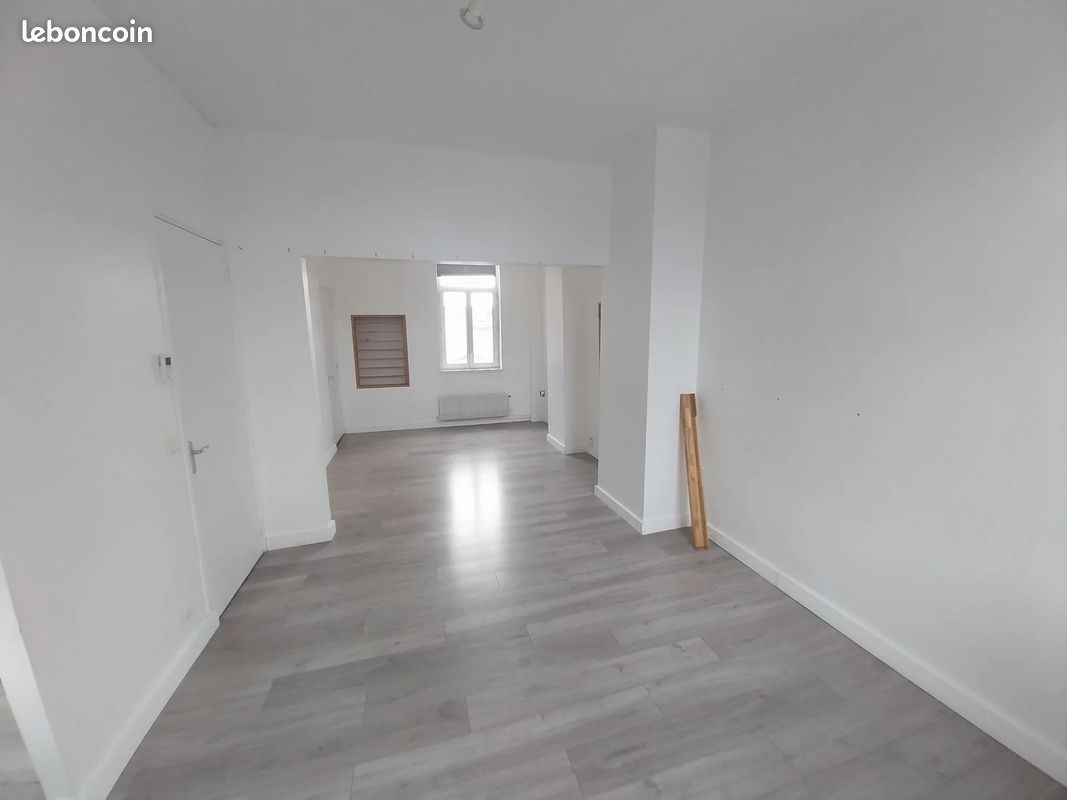Appartement 4 pièces 82 m² · à Roubaix · 82 m² · 826 €/mois
