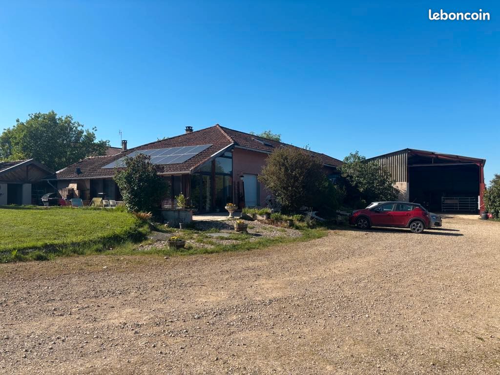 Maison 6 pièces 186 m² · à Vonnas · 186 m² · 540 000 €