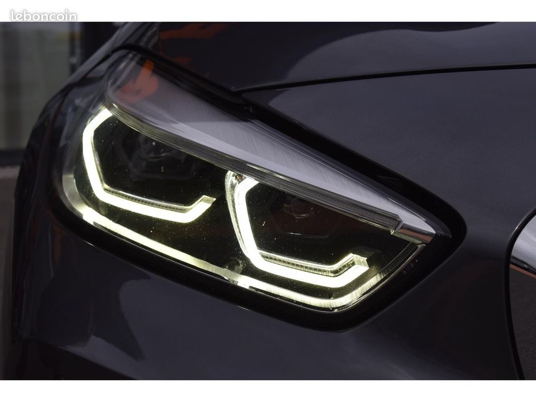 BMW SERIE 1 118d 150 ch BVA8 F40 Edition Sport (image 39)