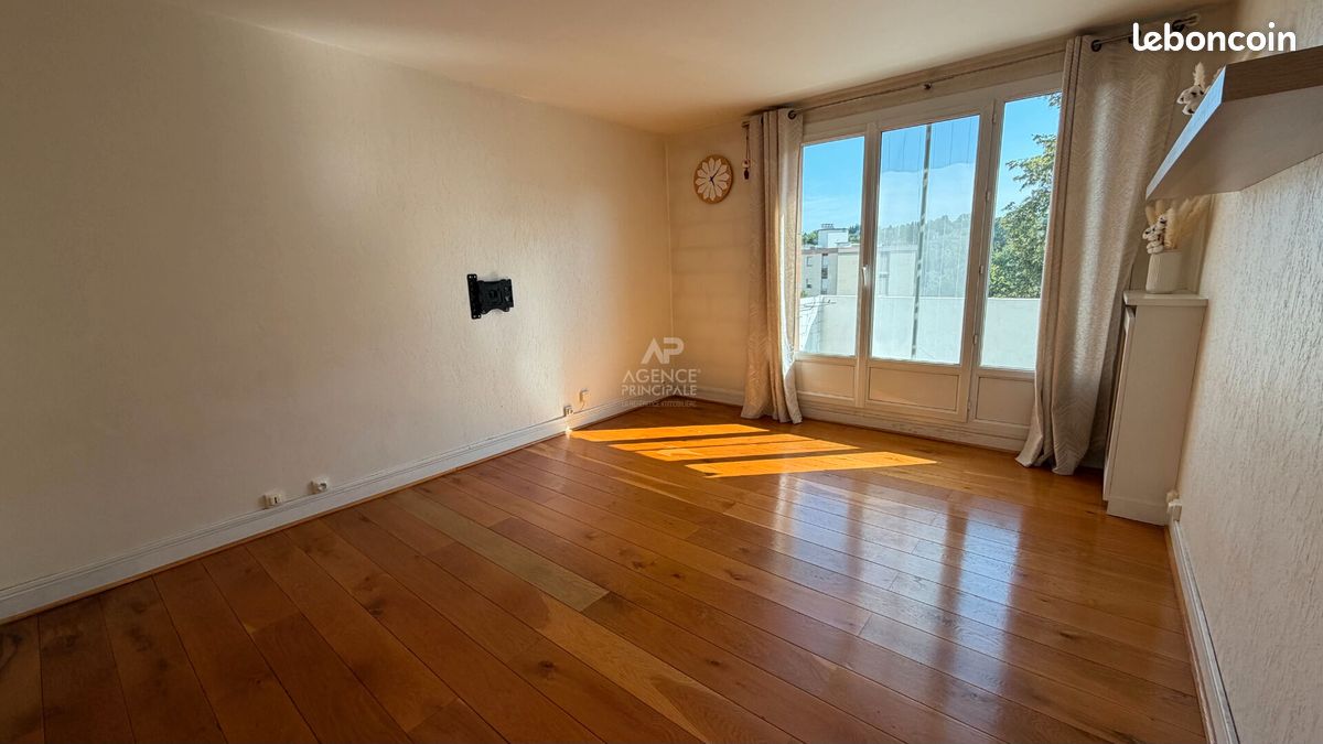 Appartement 3 pièces 55 m² · à Saint-Germain-en-Laye · 55 m² · 1 400 €