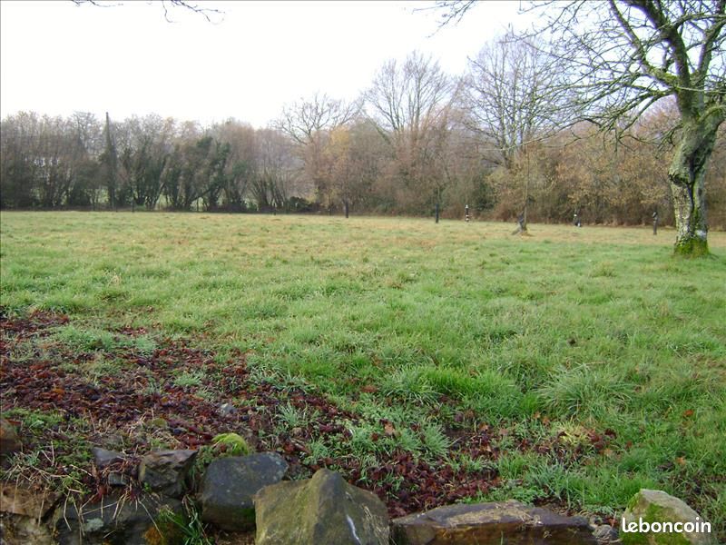Terrain 2970 m² · à Salon-la-Tour · 14 500 €