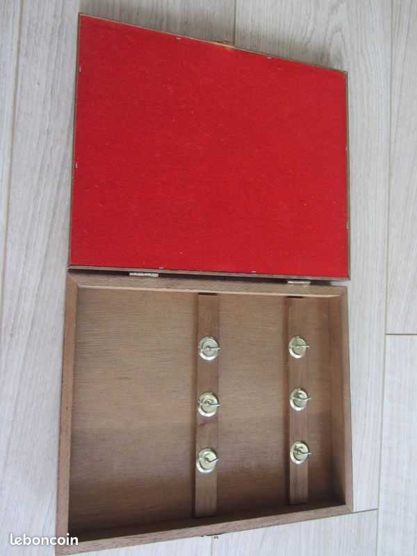 Une boite à clefs (image 6)