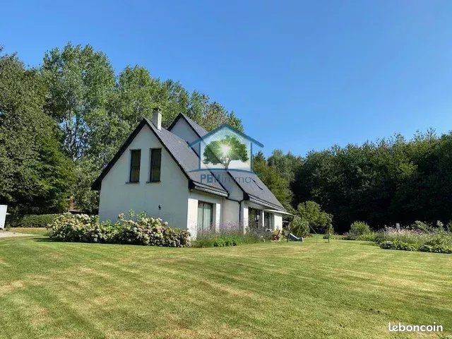 Maison 7 pièces 245 m² · à Lyons-la-Forêt · 245 m² · 448 000 €