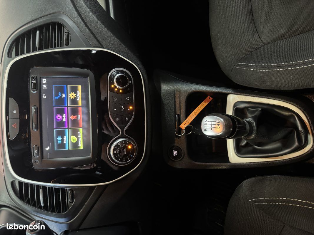 Renault captur 1.2 tce 120ch energy intens 2018 (image 19)