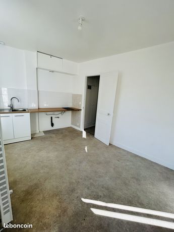 Studio 1 pièce 31 m²