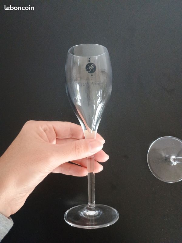 15 flûtes a champagne (image 3)