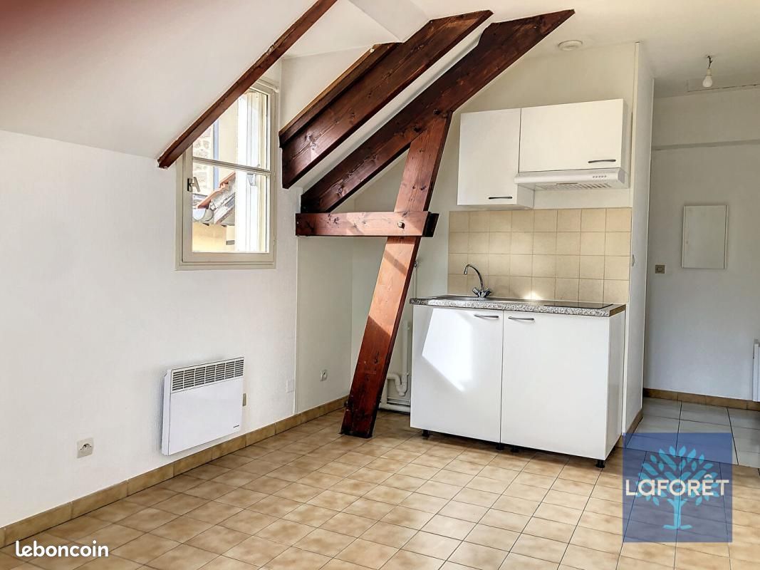 Appartement 1 pièce 18 m² · à Arpajon · 18 m² · 460 €/mois