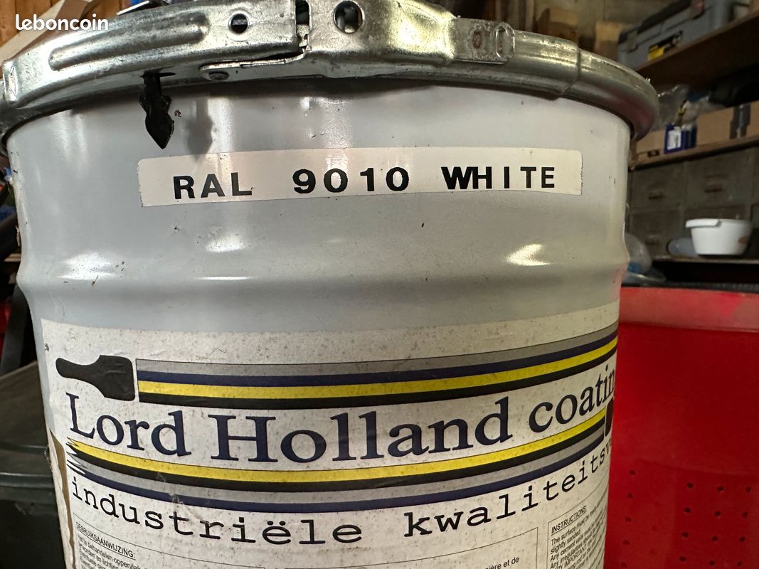 Peintures acryliques et alkydes pour sols - Premium Paints