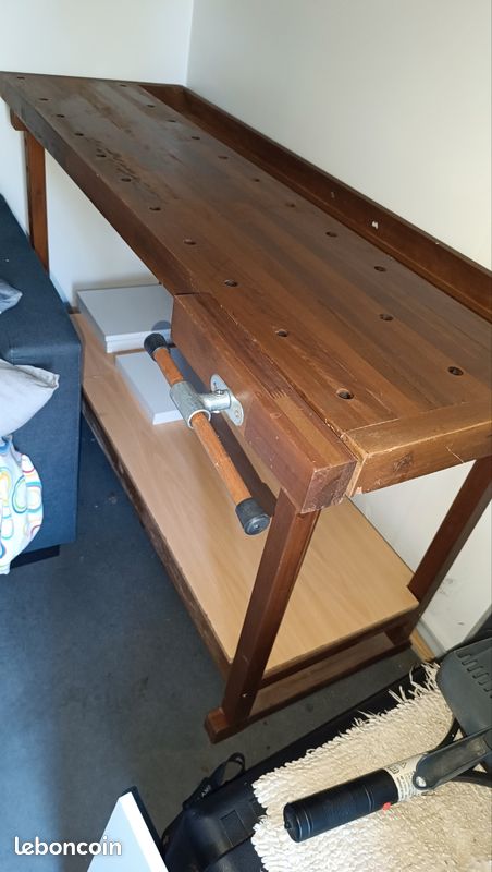 Établi en bois (image 1)
