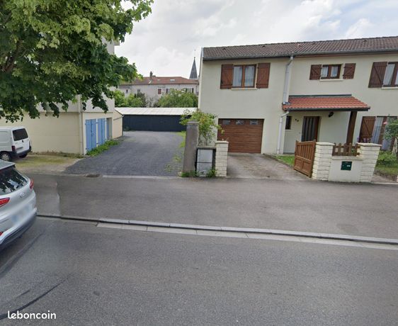 Parking 15 m² Tomblaine