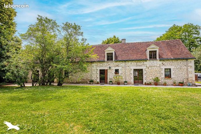 Maison 10 pièces 252 m²