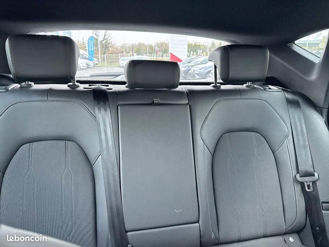 CUPRA Leon 1.5 eTSI Hybrid 150 ch DSG7 V (image 17)