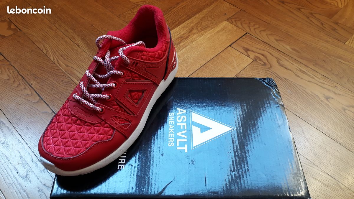 Baskets rouge ASFVLT p37 (image 1)
