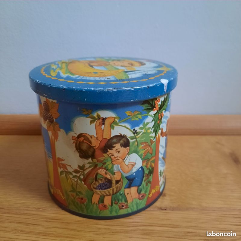Confection de deux paires de rideaux doublés finettés entièrement cousus main – Atelier Zoé Berthet Confection de deux paires de rideaux doublés finettés entièrement cousus main – Atelier Zoé Berthet