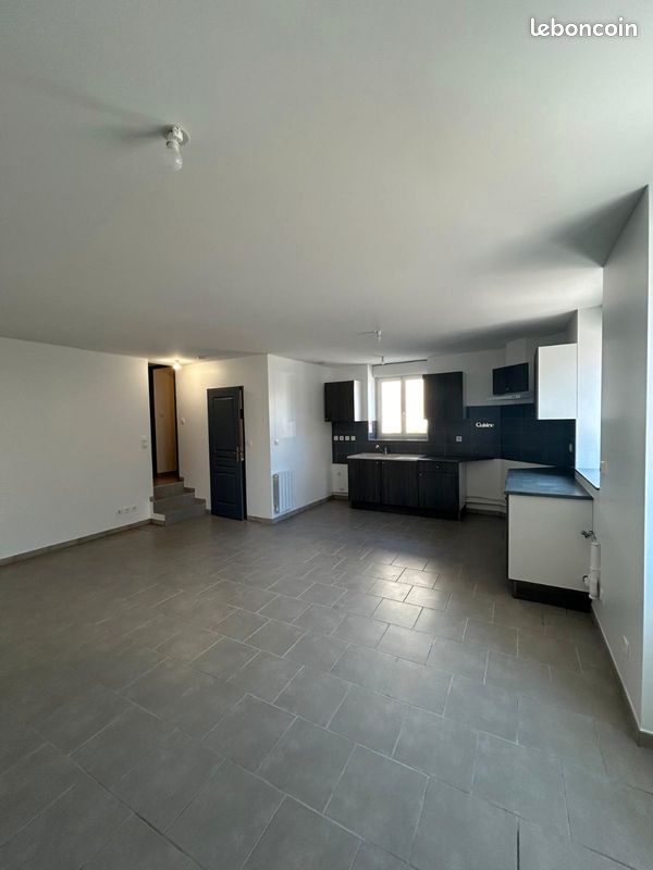 Appartement 3 pièces 55 m² · à Auxerre · 55 m² · 619 €