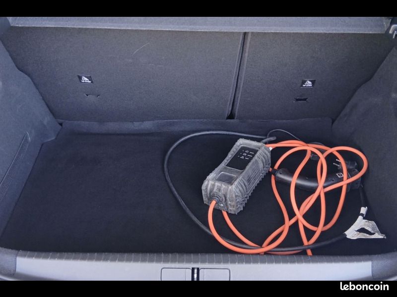 Peugeot 208 Electrique 50 kWh 136ch Allure Pack (image 9)