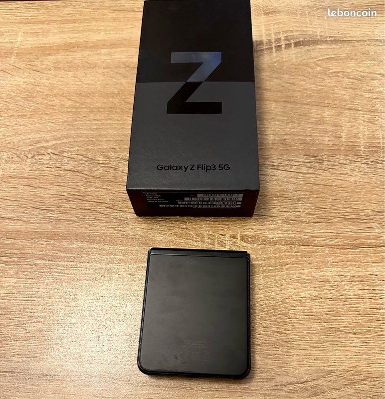 Samsung Galaxy Z Flip 3 5G- 128go - Très bon état (image 6)