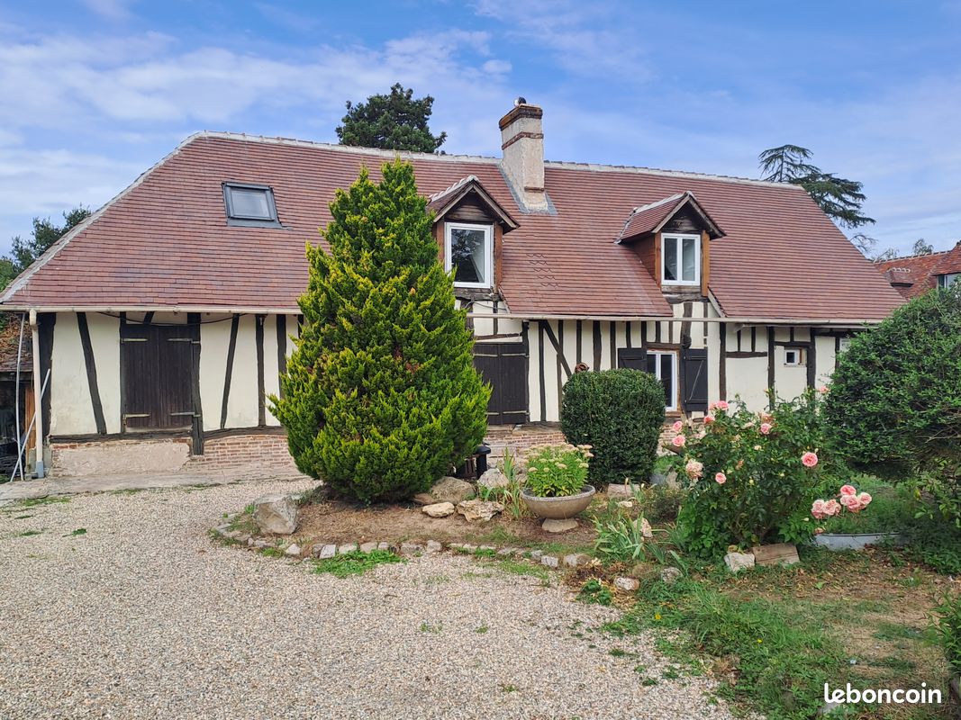 Maison 2 pièces 118 m² · au Plessis-Grohan · 118 m² · 170 000 €