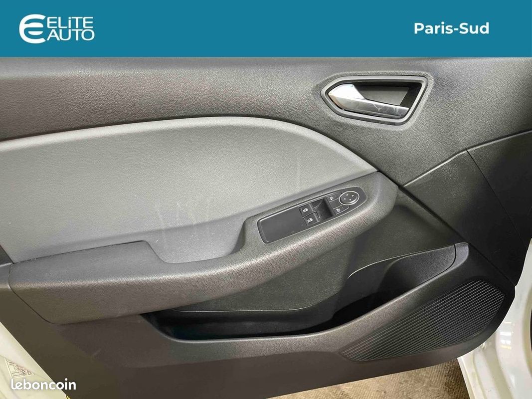 Renault clio societe blue dci 85 air nav (image 16)