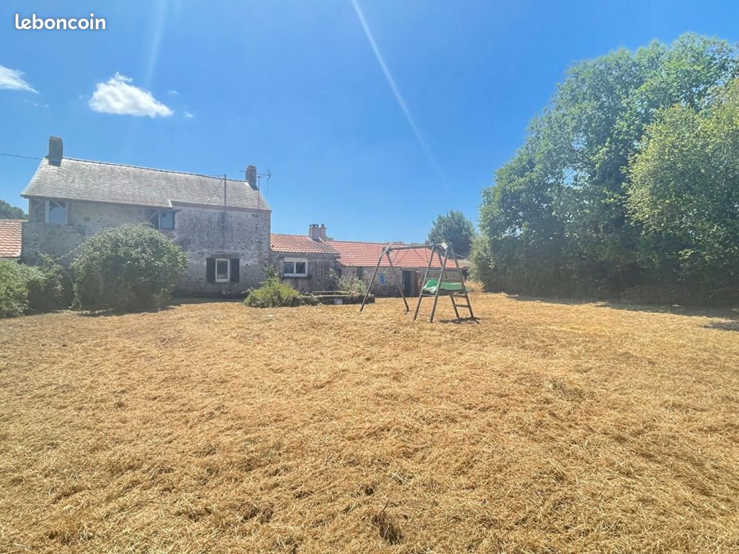 Maison 4 pièces 82 m² · à Saint-Viaud · 82 m² · 230 000 €
