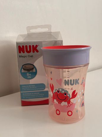 NUK Magic Cup 230ml avec couvercle de protection