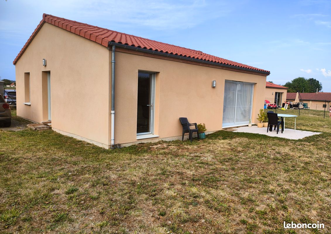 Maison 4 pièces 83 m² · à Effiat · 83 m² · 850 €