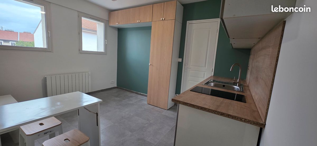 Appartement 1 pièce 15 m² · à Grenoble · 15 m² · 540 €/mois