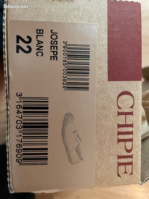 Chaussures blanches Chipie blanches pt22 (image 2)