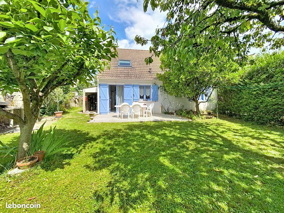 Maison 5 pièces 110 m² · à Mandres-les-Roses · 110 m² · 359 000 €