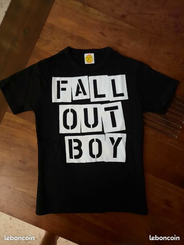 T-shirt skinny Fall Out Boy (image 1)
