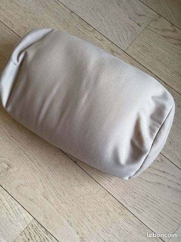 Coussin de voyage compact (image 1)