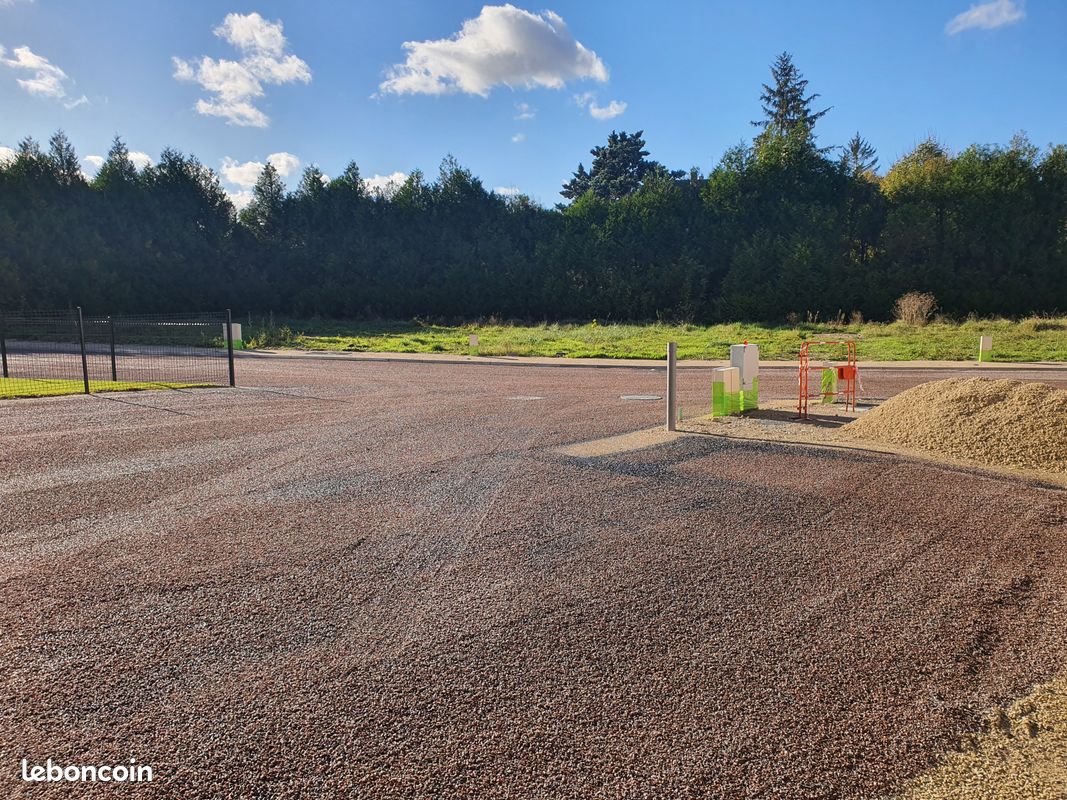 TERRAINS à bâtir viabilisés · à Pont-Sainte-Marie · 340 000 €