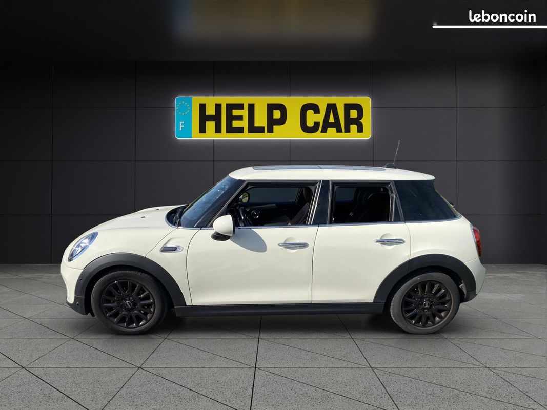 Mini MINI 5 PORTES COOPER D 116CH CHILI BVA7 (image 1)