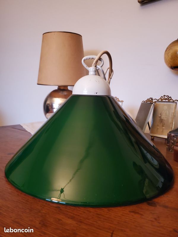 Suspension en céramique avec son équipement en textile et métal vert Claris | Maisons du Monde