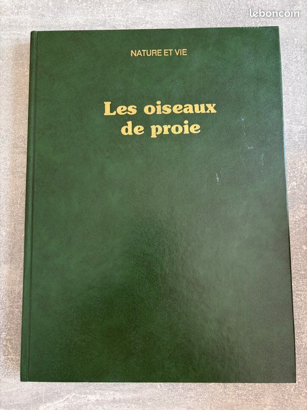 Livre le oiseaux de proie (image 1)